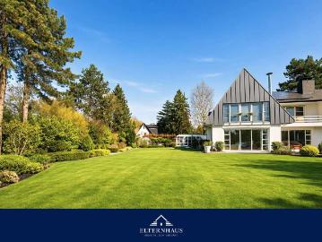 Haus zum Kaufen in Düsseldorf 1.750.000,00 EUR 242 m²