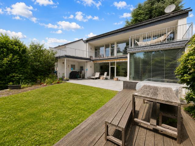 Haus zum Kaufen in Düsseldorf 1.700.000,00 EUR 199 m²
