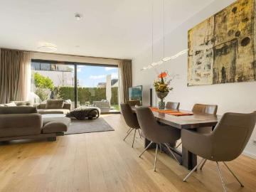 Haus zum Kaufen in Düsseldorf 1.990.000,00 EUR 221 m²