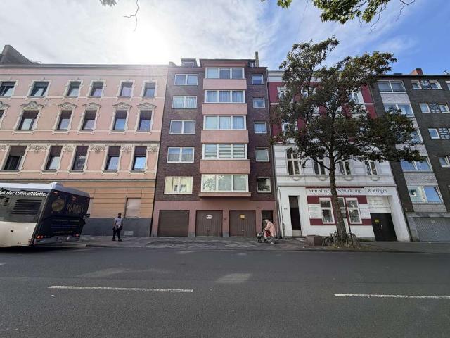 Haus zum Kaufen in Düsseldorf 2.000.000,00 EUR 608 m²