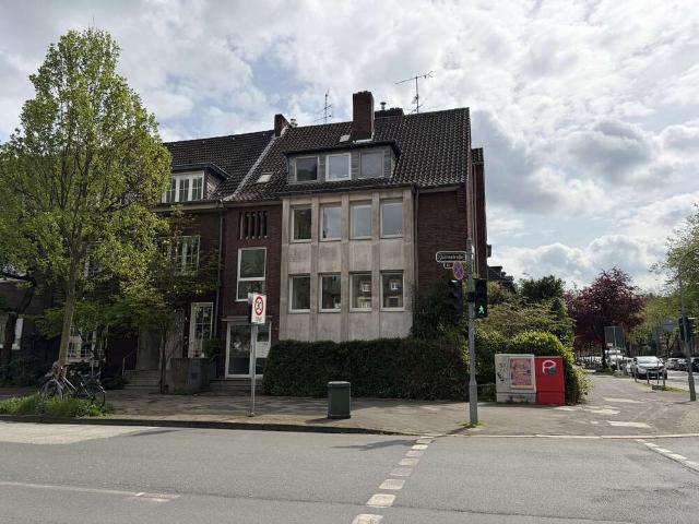Haus zum Kaufen in Düsseldorf 2.250.000,00 EUR 402 m²