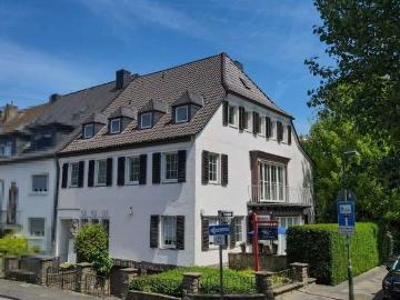 Haus zum Kaufen in Düsseldorf 2.790.000,00 EUR 378 m²