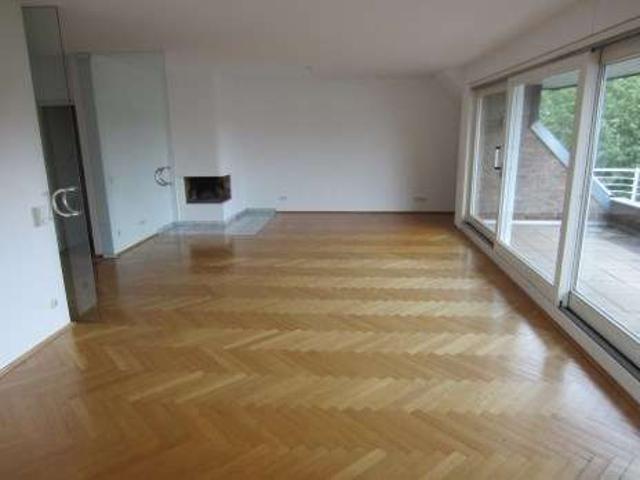 Haus zum Kaufen in Düsseldorf 3.900.000,00 EUR 926 m²