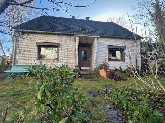 Haus zum Kaufen in Düsseldorf Unterbach 579.000,00 EUR 150 m²