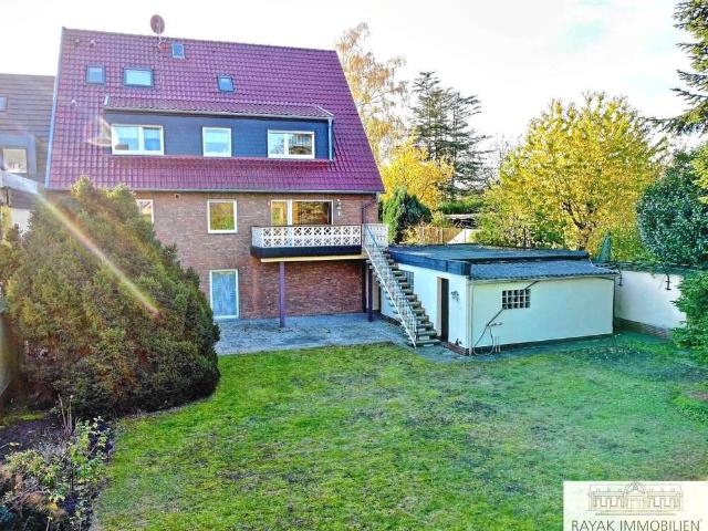Haus zum Kaufen in Düsseldorf Wersten 998.000,00 EUR 242.09 m²