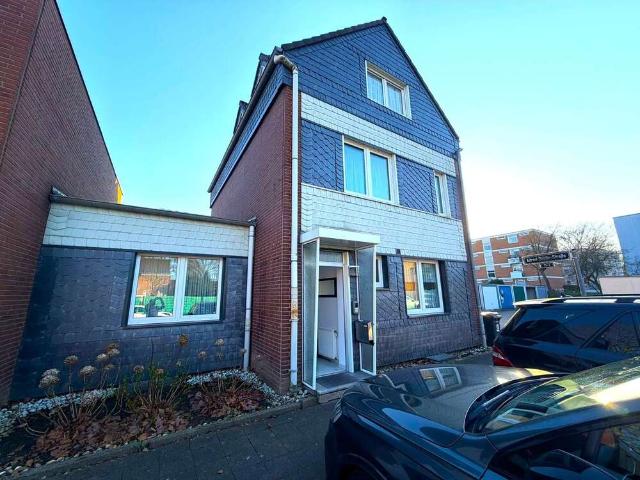 Haus zum Kaufen in Düsseldorf Garath 688.550,00 EUR 160 m²