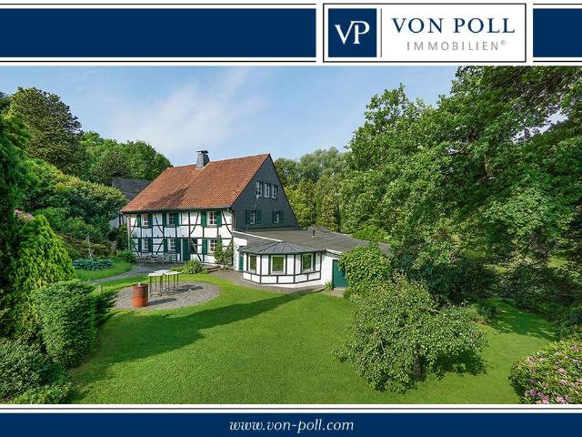 Haus zum Kaufen in Düsseldorf Hubbelrath 3.000.000,00 EUR 314.9 m²