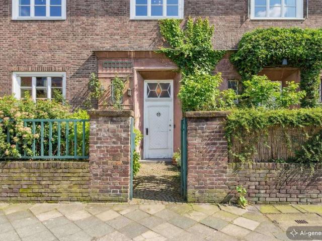 Haus zum Kaufen in Düsseldorf Oberkassel 2.950.000,00 EUR 312 m²