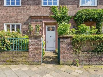 Haus zum Kaufen in Düsseldorf Oberkassel 2.950.000,00 EUR 312 m²