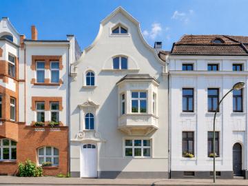 Werner-Pfingst-Platz