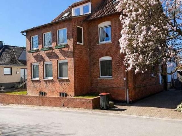 Haus zum Kaufen in Emmerthal 289.000,00 EUR 383 m²