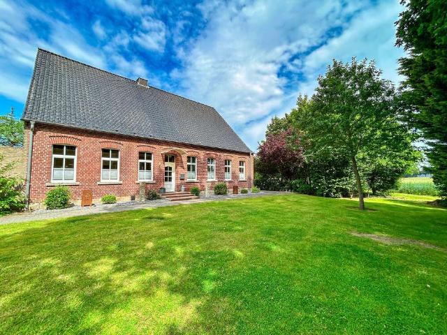 Haus zum Kaufen in Emsdetten 540.000,00 EUR 167.97 m²