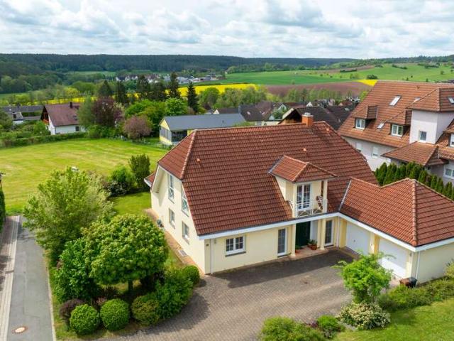 Haus zum Kaufen in Emskirchen 997.000,00 EUR 238 m²