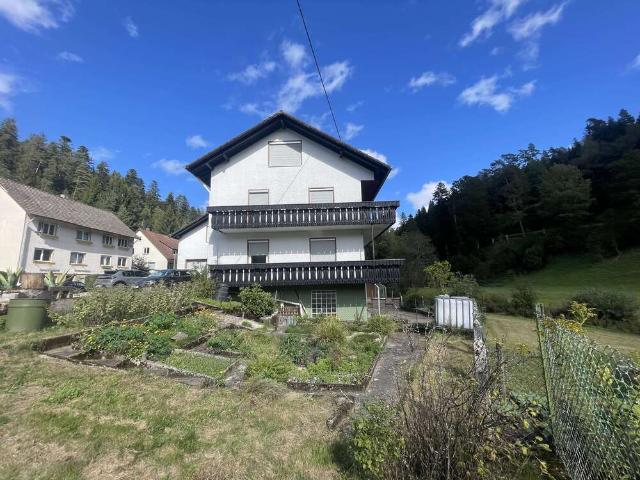 Haus zum Kaufen in Enzklösterle 295.000,00 EUR 170 m²