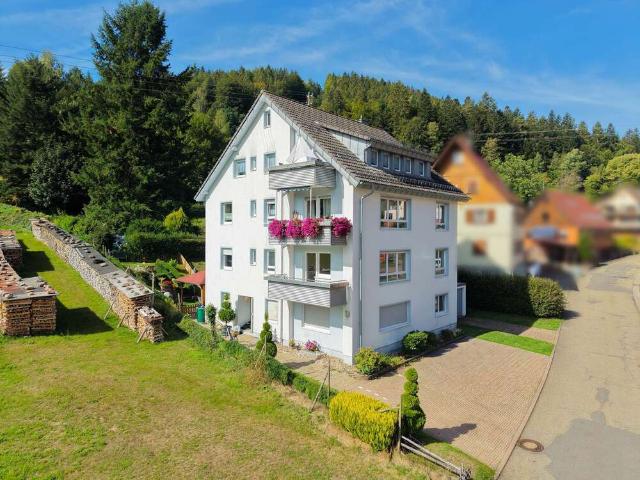 Haus zum Kaufen in Enzklösterle 529.000,00 EUR 397 m²