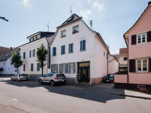 Haus zum Kaufen in Endingen 430.000,00 EUR 241.91 m²