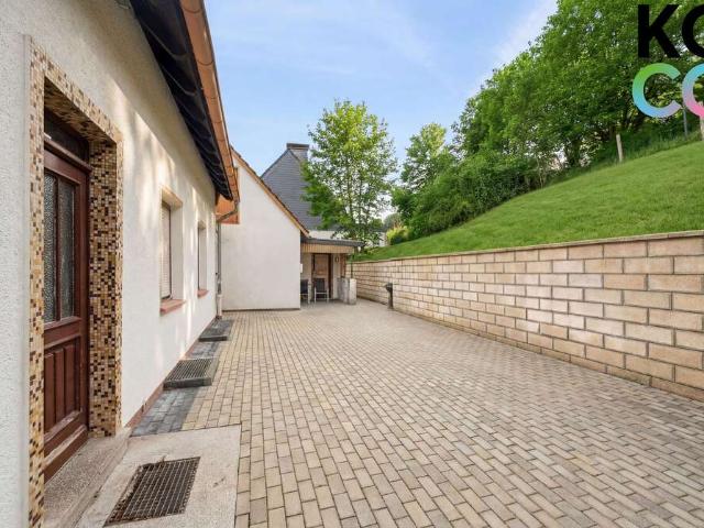 Haus zum Kaufen in Engelskirchen 299.000,00 EUR 180 m²