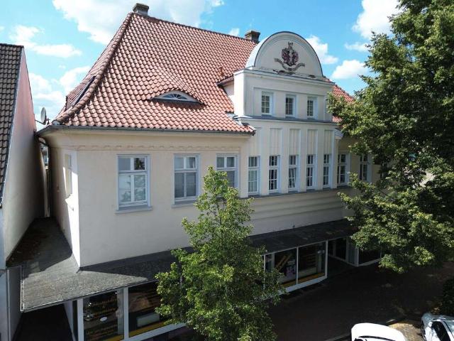 Haus zum Kaufen in Enger 1.150.000,00 EUR 376 m²