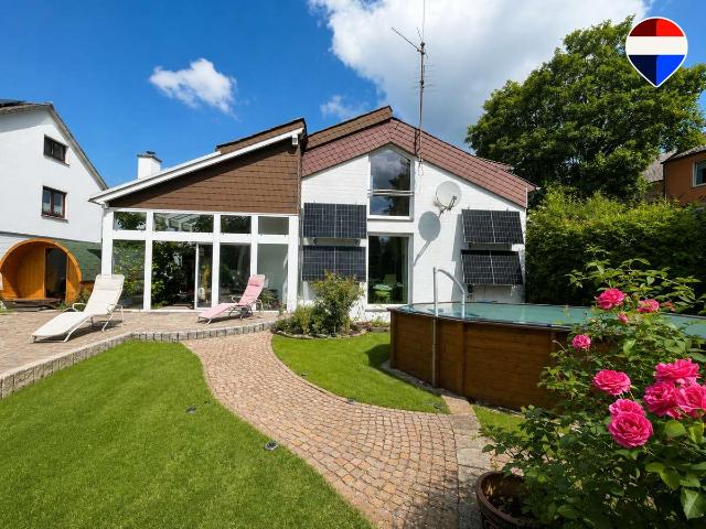 Haus zum Kaufen in Enger 489.000,00 EUR 231 m²