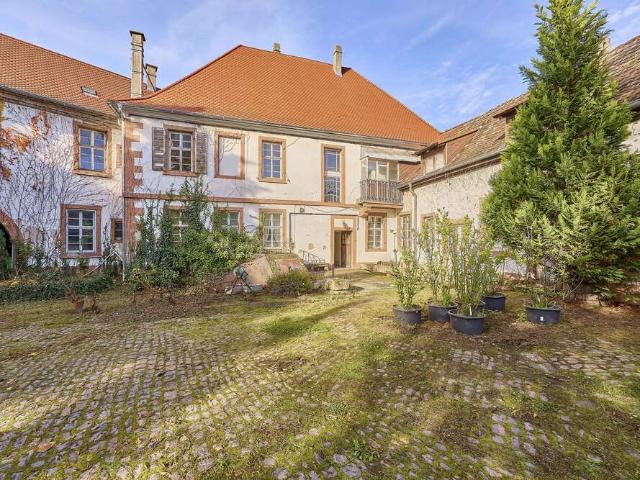 Haus zum Kaufen in Edesheim 445.000,00 EUR 342 m²
