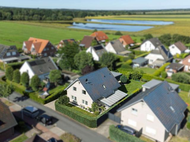 Haus zum Kaufen in Edewecht 434.900,00 EUR 161 m²