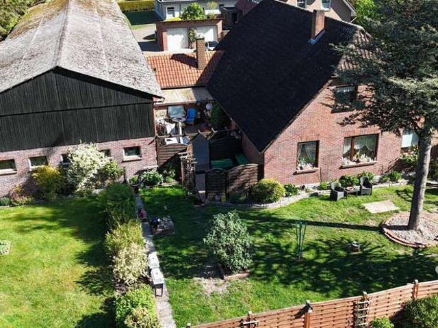 Haus zum Kaufen in Edewecht Friedrichsfehn 488.000,00 EUR 160 m²