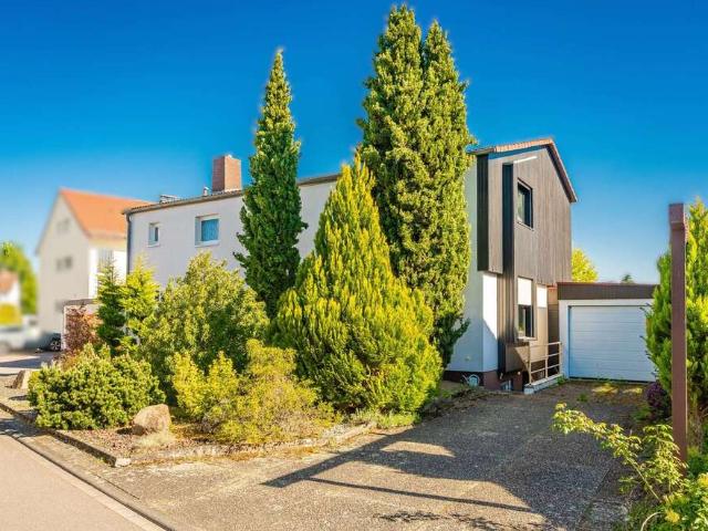 Haus zum Kaufen in Eggenstein Leopoldshafen 749.000,00 EUR 198 m²