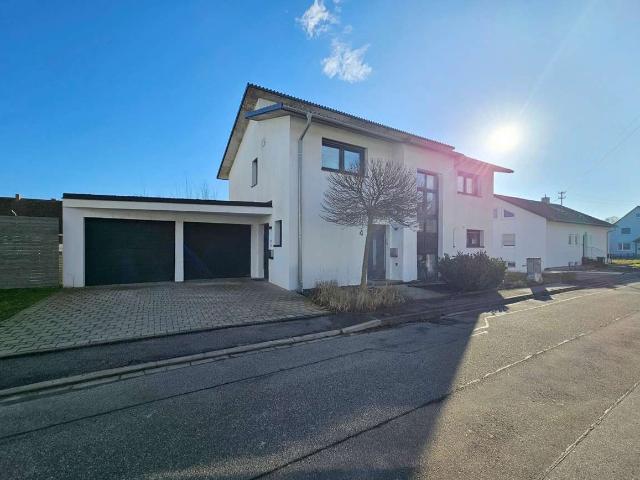 Haus zum Kaufen in Ehingen 679.000,00 EUR 209 m²