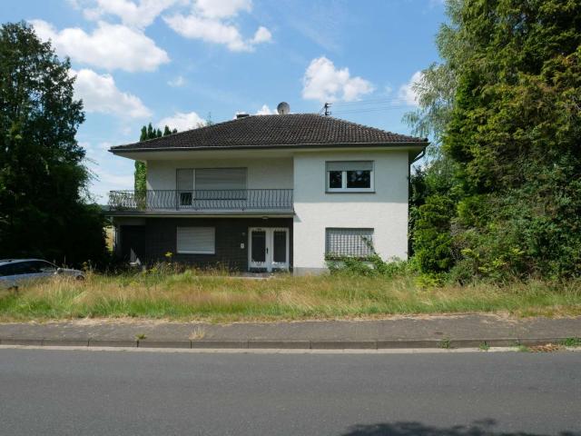 Haus zum Kaufen in Eitorf 380.000,00 EUR 141 m²