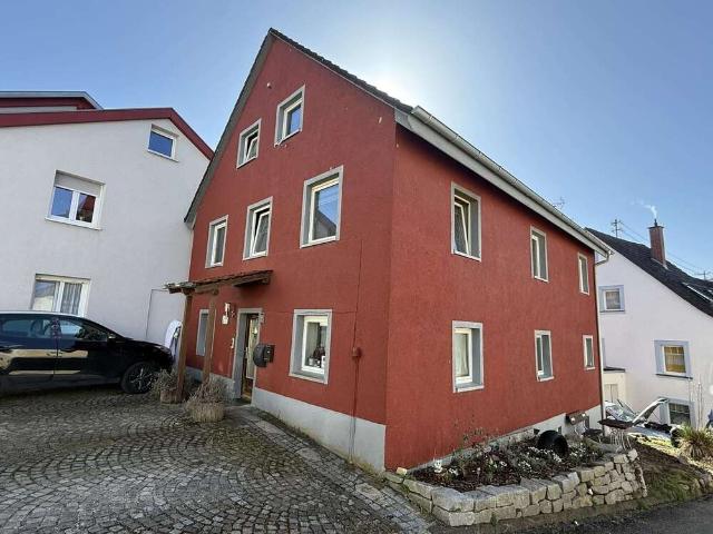 Haus zum Kaufen in Eigeltingen 280.000,00 EUR 178 m²