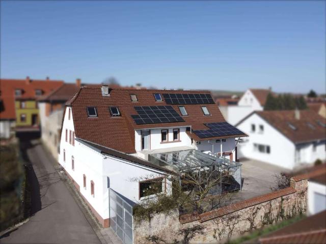 Haus zum Kaufen in Eisenberg Pfalz 425.000,00 EUR 301 m²