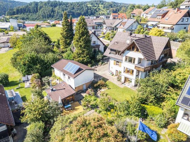 Haus zum Kaufen in Elzach 550.000,00 EUR 194 m²