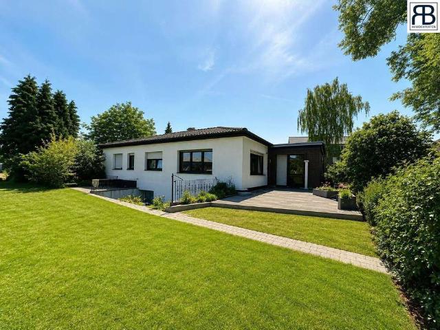 Haus zum Kaufen in Elsdorf 1.980.000,00 EUR 500 m²