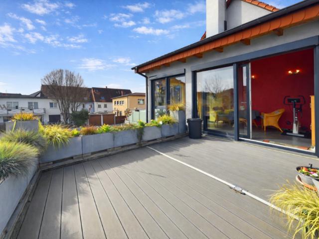 Haus zum Kaufen in Eppelheim 669.000,00 EUR 222.23 m²