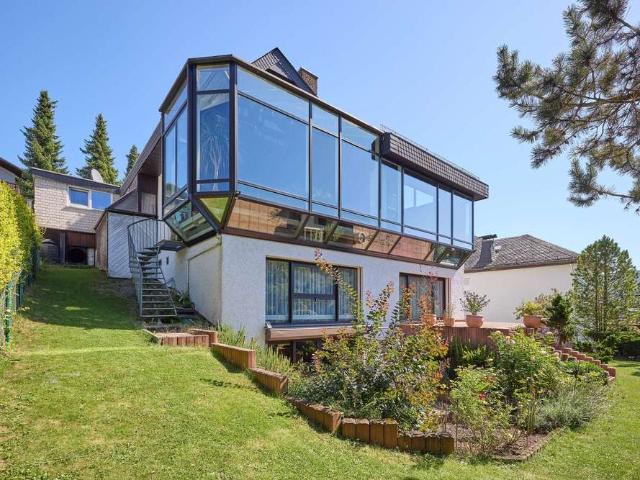 Haus zum Kaufen in Eppstein 860.000,00 EUR 355 m²