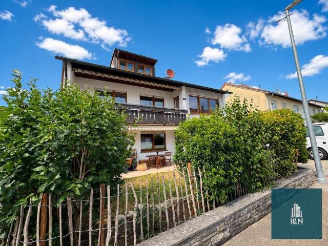 Haus zum Kaufen in Erdmannhausen 649.000,00 EUR 217 m²