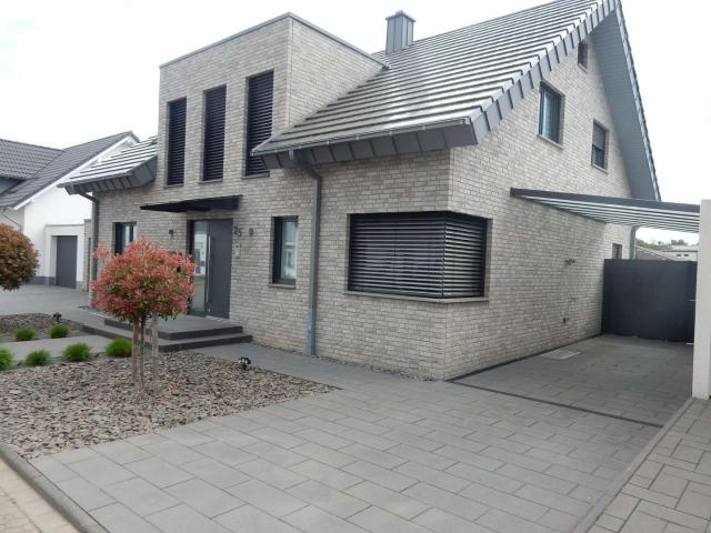 Haus zum Kaufen in Erftstadt, Nordrhein Westfalen 895.000,00 EUR 188.82 m²