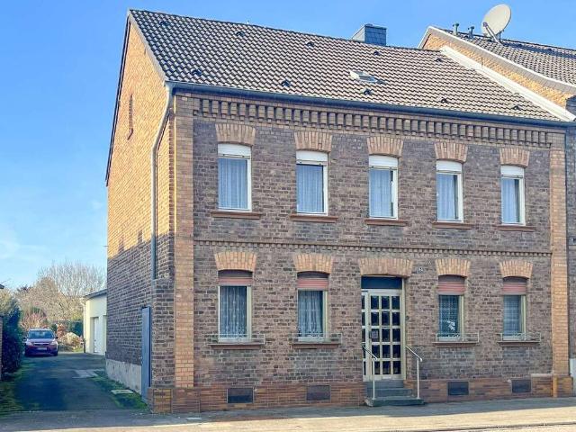 Haus zum Kaufen in Erftstadt Dirmerzheim 290.000,00 EUR 154 m²