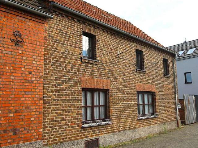Haus zum Kaufen in Erftstadt 315.000,00 EUR 158 m²