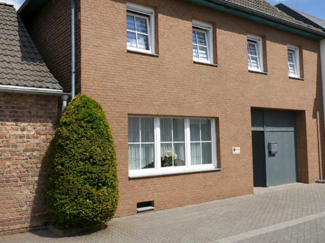 Haus zum Kaufen in Erftstadt 319.000,00 EUR 106 m²