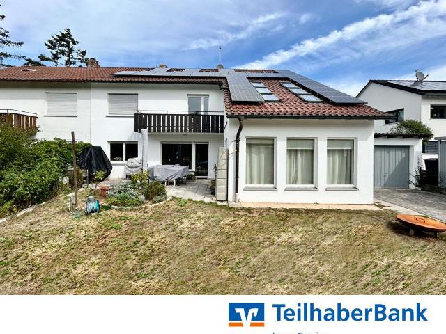 Haus zum Kaufen in Erlangen 1.180.000,00 EUR 204 m²