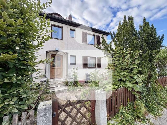 Haus zum Kaufen in Erlangen 430.000,00 EUR 130.71 m²