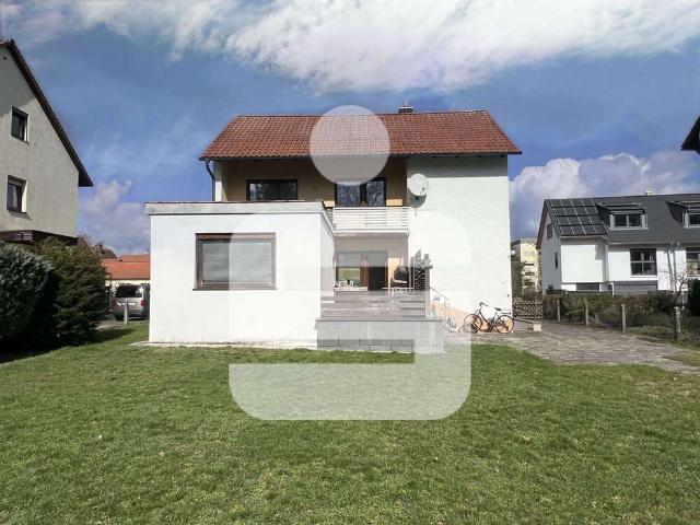Haus zum Kaufen in Erlangen 599.000,00 EUR 131.94 m²