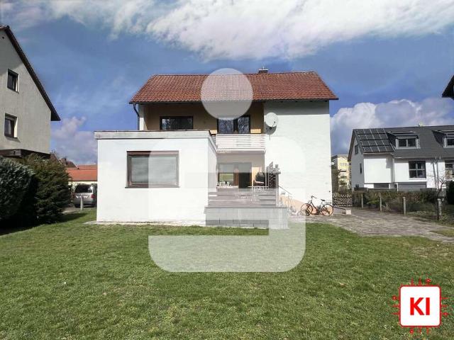 Haus zum Kaufen in Erlangen 599.000,00 EUR 131.94 m²