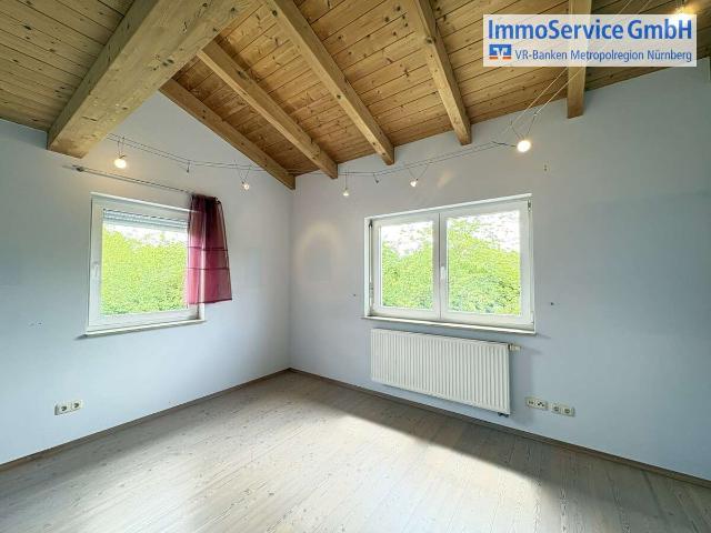 Haus zum Kaufen in Erlangen Büchenbach 589.000,00 EUR 118.5 m²