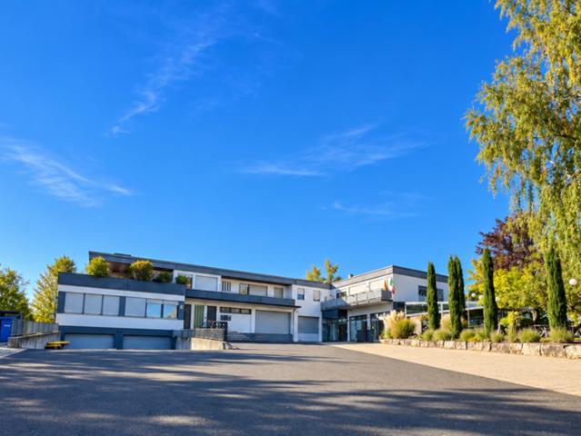 Haus zum Kaufen in Estenfeld 1.970.000,00 EUR 506 m²