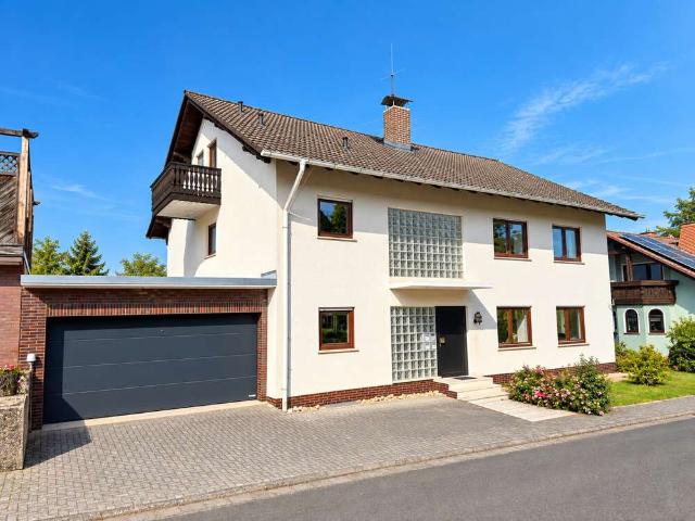 Haus zum Kaufen in Eschau 349.000,00 EUR 216 m²