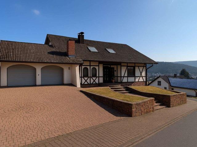 Haus zum Kaufen in Eschau 535.000,00 EUR 400 m²