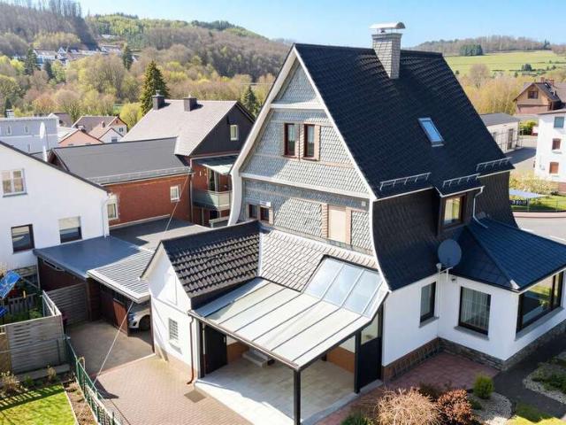 Haus zum Kaufen in Eschenburg 285.000,00 EUR 150 m²