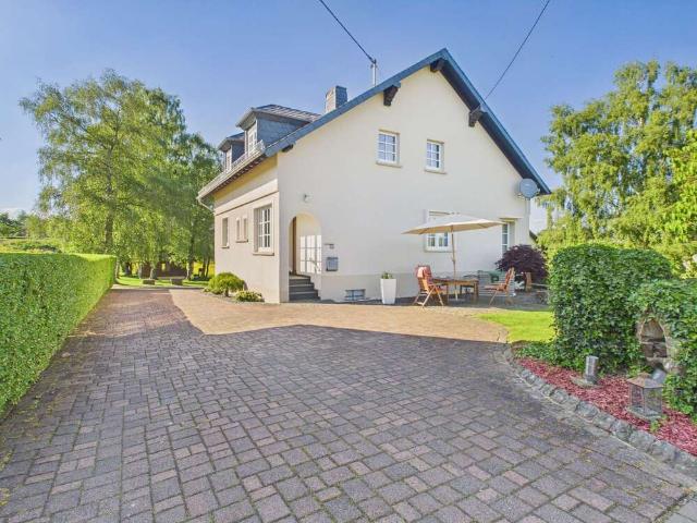 Haus zum Kaufen in Eschfeld 697.000,00 EUR 193 m²